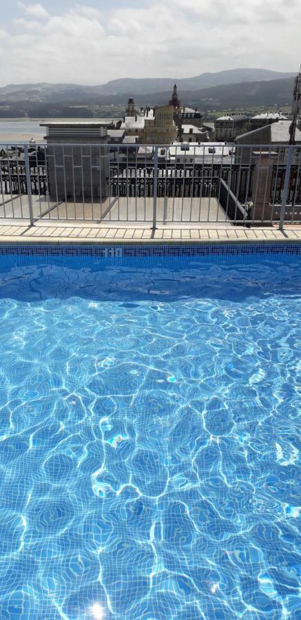 Atico Centrico Con Piscina Comunitaria Lejlighed Ribadeo Eksteriør billede